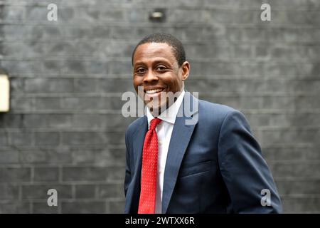 London, Großbritannien. März 2024. BIM Afolami Abgeordneter für Hitchin und Harpenden und Wirtschaftsminister im Finanzministerium kommt in Downing Street an Credit: MARTIN DALTON/Alamy Live News Stockfoto