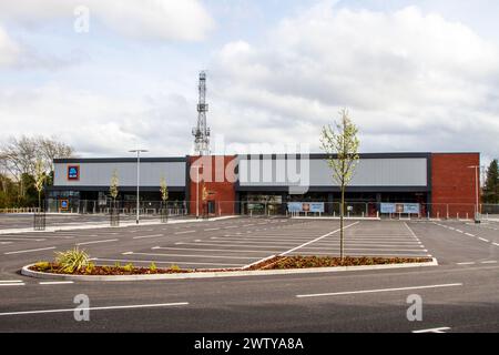 Neuer Aldi Store in Preston Docks, Großbritannien. Aldis neuester Supermarkt. Docklands Edition am Port Way Stockfoto