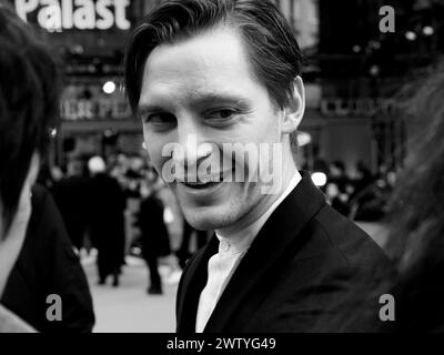 Berlin / Deutschland, 22. Februar 2020. Schauspieler und Musiker Jonas Nay auf der Berlinale 2020. Credits: Walter Gilgen Stockfoto