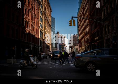 Astor Place im East Village in New York am Dienstag, den 12. März 2024. (© Richard B. Levine) Stockfoto