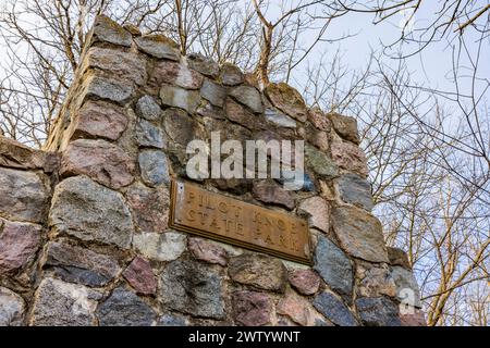 Eingangstor zum Pilot Knob State Park, gebaut von der CCC in den 1930er Jahren, Iowa, USA Stockfoto