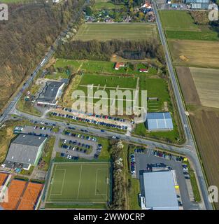 Luftbild, HSC Hammer Sportzentrum Sportanlage, Fußballstadion, Tennisplätze und Bogensportzentrum, Stadtbezirk Rhynern, Hamm, Ruhrgebiet, Nordrhein-Westfalen, Deutschland ACHTUNGxMINDESTHONORARx60xEURO *** Luftansicht, HSC Hammer Sportzentrum Sportanlage, Fußballstadion, Tennisplätze und Bogenschießzentrum, Bezirk Rhynern, Hamm, Ruhrgebiet, Nordrhein-Westfalen, Deutschland ATTENTIONxMINDESTHONORARx60xEURO Stockfoto