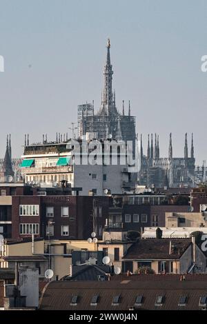 Mailand, Italien. März 2024. La madonnina del Duomo di MilanoMilano, Italia - Cronaca Mercoledì, Marzo 20, 2024. (Foto di Marco Ottico/Lapresse) Skyline der Stadt Mailand vom Prada Foundation Tower Mailand, Italien - Nachrichten Mittwoch, 20. März 2024. (Foto: Marco Ottico/Lapresse) Credit: LaPresse/Alamy Live News Stockfoto