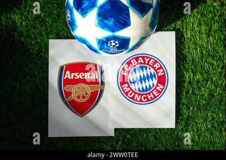 PARIS, FRANKREICH, MÄRZ. 16. 2024: Arsenal F.C. (eng) gegen Bayern München (DE). Viertelfinale der UEFA Champions League 2024 in Europa. Logo von t Stockfoto
