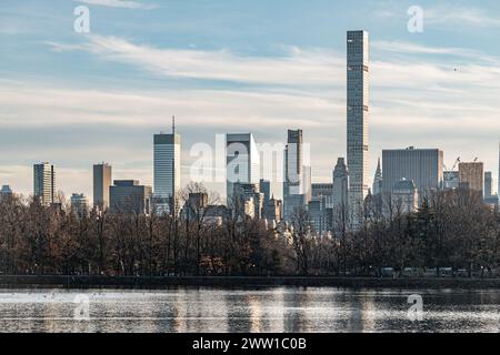 Skyline von Midtown New York vom Central Park aus gesehen Stockfoto