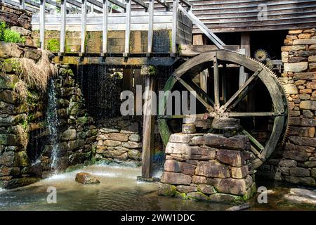 Historischer Yates Mill County Park in Raleigh, North Carolina. Stockfoto