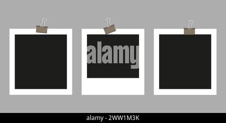 Die Fotokamera rahmt ein Fotomockup-Scrapbook auf eine graue Wand. Mit Klemmen aufgehängt. Schwarze Fotorahmen-Vorlage. Vektorabbildung. Stock Vektor
