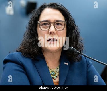 Washington, Usa. März 2024. Isabel Guzman, Verwaltungsrätin der Small Business Administration (SBA), sprach bei einer Anhörung des House Committee on Small Business im US Capitol. Quelle: SOPA Images Limited/Alamy Live News Stockfoto