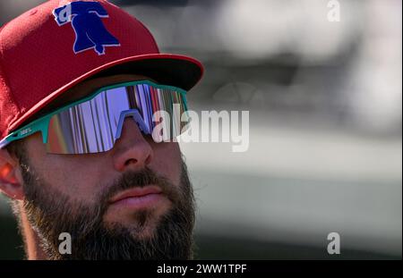 Tampa, Usa. März 2024. Weston Wilson von Philadelphia Phillies steht vor einem Baseballspiel im Frühjahr gegen die Baltimore Orioles in Sarasota, Florida am Mittwoch, den 20. März 2024. Foto: Steve Nesius/UPI Credit: UPI/Alamy Live News Stockfoto