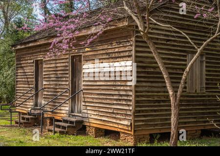 Hudson Farm Sklavenhütte aus dem 19. Jahrhundert am Yellow River Post Office Site in Lilburn, Gwinnett County, Georgia. (USA) Stockfoto