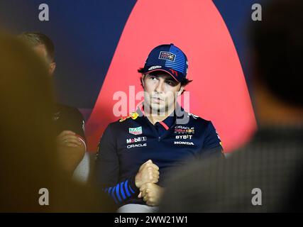 MELBOURNE, AUSTRALIEN, 25. Februar 2024. 11 Sergio Pérez (MEX) Oracle Red Bull Racing bei der Driver Press Conference am Donnerstag für den FIA Formel 1 Rolex Australian Grand Prix 2024 3. Runde vom 22. Bis 24. März auf dem Albert Park Street Circuit in Melbourne, Australien. Quelle: Karl Phillipson/Alamy Live News Stockfoto