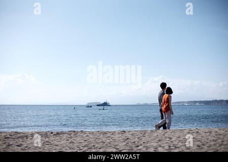 Ein paar am Strand Stockfoto