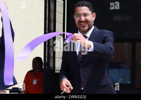 Nicht exklusiv: Der Regierungschef von Mexiko-Stadt, Martí Batres Guadarrama, weiht den Stadtpark Aztlán ein, der sich im zweiten Teil des befindet Stockfoto