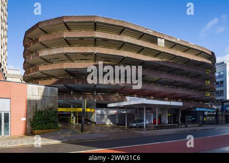 Rupert Street Car Park, Bristol, ein innovatives, brutalistisches Parkhaus aus dem Jahr 1959-60 von Multidek Development Group / R. Jelinek-Karl. Stockfoto