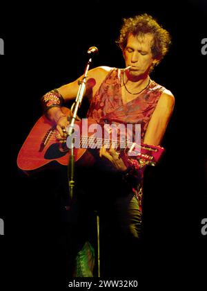 Keith Richards von den Rolling Stones, gespielt in der Brixton Academy, London, UK, Juli 1995 Stockfoto