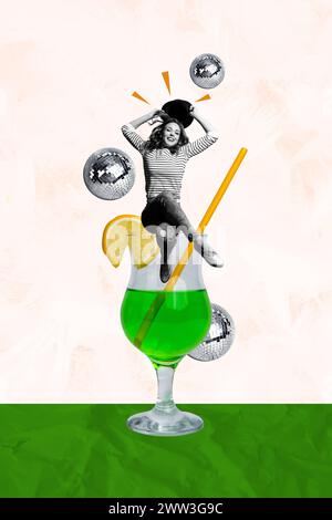 3D Fotocollage Composite Trend Artwork Skizzenbild der jungen attraktiven Dame sitzen auf riesigen Cocktail Disco Ball Retro Tanz Party Anlass Stockfoto