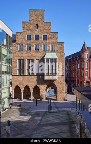 Altes Rathaus und Geschäftshaus im Stadtzentrum von Minden, Mühlenkreis Minden-Lübbecke, Nordrhein-Westfalen, Deutschland Stockfoto