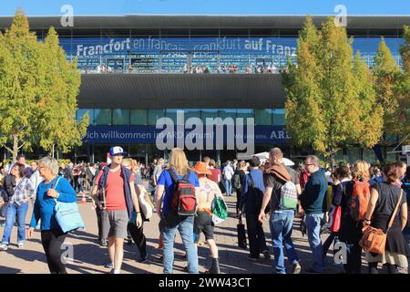 Frankfurt am 14. Oktober 2017: Überblick über den Außenbereich der Frankfurter Buchmesse Stockfoto