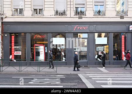 Lyon, Frankreich. Januar 2024. Kostenlose Illustration von Handelsschildern und Geschäften in Lyon, Frankreich am 27. Januar 2024. Foto: Julien Reynaud/APS-Medias/ABACAPRESS.COM Credit: Abaca Press/Alamy Live News Stockfoto