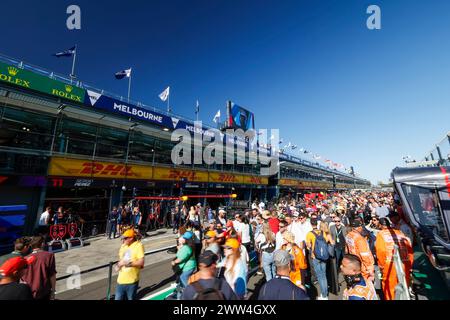 Melbourne, Australien. März 2024. Ein Rekord am Donnerstag wurde vor dem F1 Grand Prix von Australien auf der Albert Park Grand Prix Strecke in Melbourne aufgenommen. (Foto: George Hitchens/SOPA Images/SIPA USA) Credit: SIPA USA/Alamy Live News Stockfoto