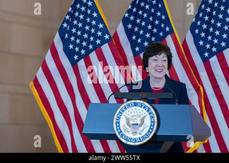 US-Senatorin Susan Collins (Republikanerin von Maine) bei einer Goldmedaillenzeremonie zu Ehren der Ghost Army im US-Kapitol in Washington, DC am Donnerstag, den 21. März 2024.Credit: Annabelle Gordon/CNP/MediaPunch Stockfoto