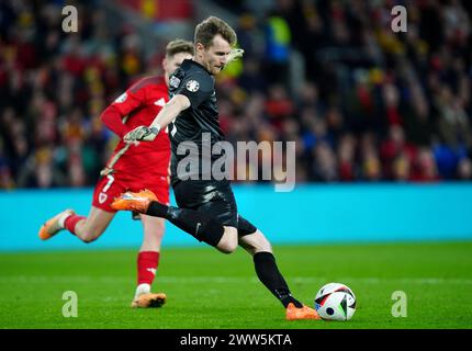 Finnischer Torhüter Lukas Hradecky während des Play-off-Spiels zur UEFA Euro 2024 im Cardiff City Stadium. Bilddatum: Donnerstag, 21. März 2024. Stockfoto