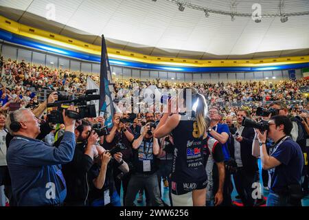 Turin, Italien, Italien. März 2024. Turin, Italien 10. Januar 2024 .Finale CEV Volleyballcup 2024 Frauen .reale Mutua Fenera Chieri '76 (ITA) - Viteos Neuchatel UC (SUI) 3-1.Pala Gianni Asti Turin.Grobelna Kaja 8 (Chieri'76) (Bild: © Tonello Abozzi/Pacific Press via ZUMA Press Wire) NUR REDAKTIONELLE VERWENDUNG! Nicht für kommerzielle ZWECKE! Stockfoto