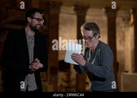 Rom, Italien. März 2024. Der Dichter Gabriele Tinti und der Schauspieler Willem Dafoe lesen die Gedichte von Gabriele Tinti am 21. März 2024 im Pantheon in Rom. (Foto: Luca Carlino/NurPhoto)0 Credit: NurPhoto SRL/Alamy Live News Stockfoto