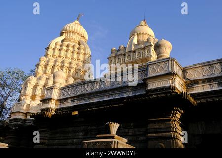 21. März 2024, Saswad, Maharashtra, Indien, wunderschön geschnitzter Changa Vateshwar Shiva Hemadpanti Tempel, Antiker Tempel. Stockfoto