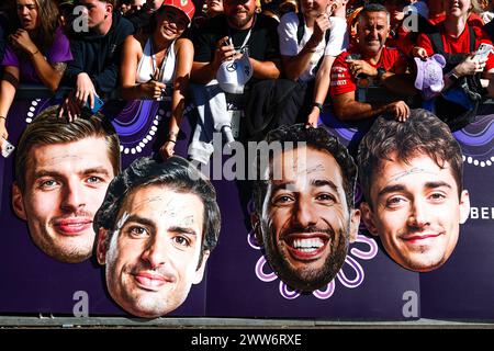 Fans beim Formel 1 Rolex Australian Grand Prix 2024, 3. Runde der Formel 1 Weltmeisterschaft 2024 vom 22. Bis 24. März 2024 auf dem Albert Park Circuit in Melbourne, Australien Stockfoto