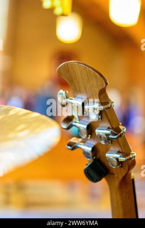 Musikinstrument zum Lob in einer protestantischen Kirche in Toronto, Kanada Stockfoto