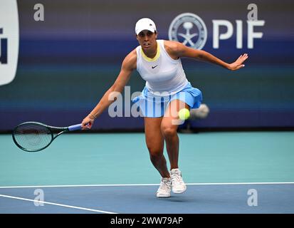 Miami Gardens FL, USA. März 2024. Madison Keys gegen Diana Shnaider bei den Miami Open im Hard Rock Stadium am 21. März 2024 in Miami Gardens, Florida. Quelle: Mpi04/Media Punch/Alamy Live News Stockfoto