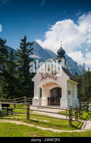 Maria Königskapelle am Lautersee, bei Mittenwald, Werdenfelser Land, Oberbayern, Bayern, Deutschland Stockfoto