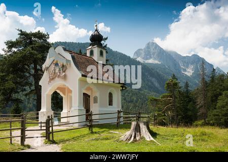 Maria Königskapelle am Lautersee, bei Mittenwald, Werdenfelser Land, Oberbayern, Bayern, Deutschland Stockfoto