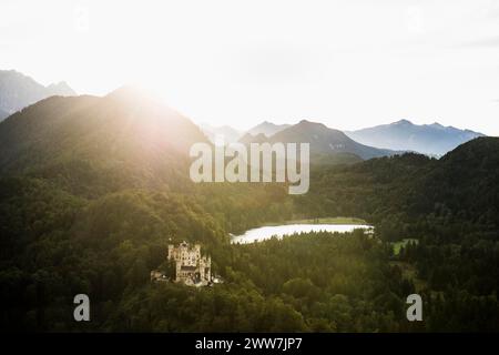 Schloss Hohenschwangau, Föhnsturm, Sonnenuntergang, bei Füssen, Ostallgaeu, Allgaeu, Bayern, Deutschland Stockfoto