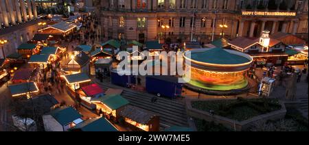 25/11/11 ..der Frankfurter Weihnachtsmarkt in Birmingham hat sich zum größten deutschen Markt außerhalb Deutschlands und Österreichs entwickelt. Mit mehr als 180 Verkaufsständen Stockfoto