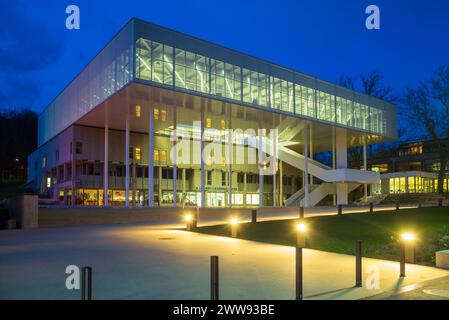 linz, österreich, 21. märz 2024, johannes kepler Universität, jku, Bibliotheksgebäude *** linz, österreich, 21. märz 2024, johannes kepler universität, jku, bibliotheksgebäude Copyright: XW.Simlingerx Stockfoto