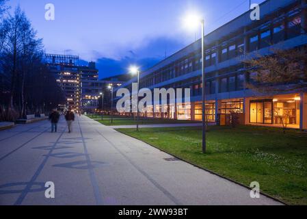 linz, österreich, 21. märz 2024, johannes kepler Universität, jku *** linz, österreich, 21. märz 2024, johannes kepler universität, jku Copyright: XW.Simlingerx Stockfoto