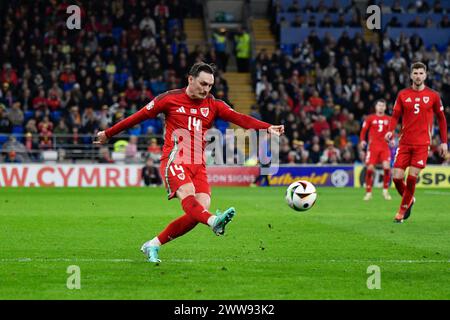 Cardiff, Wales. 21. März 2024. Connor Roberts aus Wales im Halbfinale der UEFA EURO 2024 zwischen Wales und Finnland im Cardiff City Stadium in Cardiff, Wales, Großbritannien am 21. März 2024. Quelle: Duncan Thomas/Majestic Media. Stockfoto