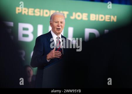 Präsident Joe Biden spricht am Mittwoch, den 13. März, im Pieper-Hillside Boys & Girls Club in Milwaukee, Wisconsin, USA. 2024. Stockfoto