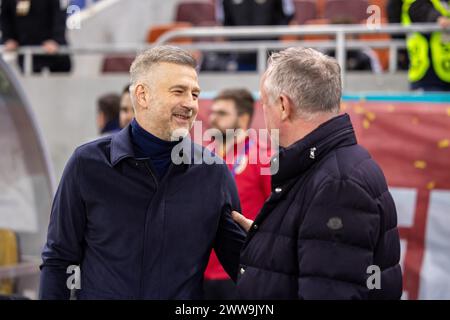 Rumänien-Manager Eduard Iordanescu und Nordirland-Manager Michael O'Neill, während des Internationalen Freundschaftsfußballspiels zwischen Rumänien und Nordirland am 22. März 2024 in der Arena Nationala in Bukarest, Rumänien - Foto Mihnea Tatu/DPPI Credit: DPPI Media/Alamy Live News Stockfoto