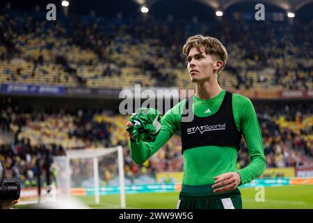 Isaac Price of Northern Ireland übergibt sein Trikot während des Internationalen Freundschaftsfußballspiels zwischen Rumänien und Nordirland am 22. März 2024 in der Arena Nationala in Bukarest, Rumänien – Foto Mihnea Tatu/DPPI Credit: DPPI Media/Alamy Live News Stockfoto