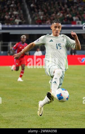 Arlington, Usa. März 2024. 21. März 2024, Arlington, Texas: Mexikanischer Mittelfeldspieler Uriel Antuna spielt mit dem Ball während des Halbfinalspiels der CONCACACAF Nations League 2024 zwischen Mexiko und Panama im AT&T Stadium. Endergebnis Mexiko 3-0 Panama. Am 21. März 2024 in Arlington, Texas (Foto: Javier Vicencio/Eyepix Group/SIPA USA) Credit: SIPA USA/Alamy Live News Stockfoto