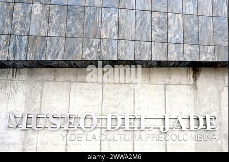 SAN JOSÉ, PROVINZ SAN JOSÉ, COSTA RICA: Das Jade Museum und die präkolumbische Kultur präsentiert eine umfangreiche Sammlung von Artefakten Costa Ricas. Stockfoto