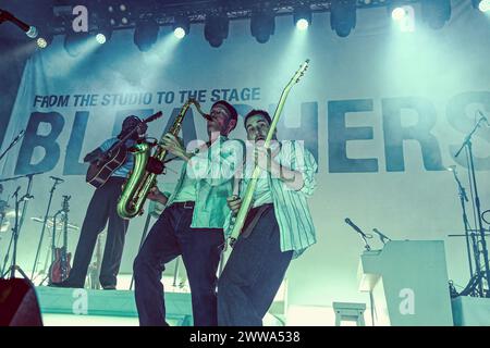 21. März 2024, Manchester, Vereinigtes Königreich: Jack Antonoff â€“ Leadgesang, Gitarre mit Evan Smith â€“ Keyboards, Synthesizer, Saxophon der Bleachers Live at o2 Ritz, Manchester UK (Credit Image: © Andy von Pip/ZUMA Press Wire) NUR REDAKTIONELLE VERWENDUNG! Nicht für kommerzielle ZWECKE! Stockfoto