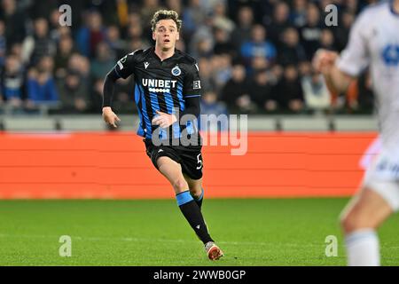 Brügge, Belgien. März 2024. Maxim de Cuyper (55) vom Club Brugge, fotografiert während des Achtelfinale der UEFA Conference League, dem zweiten Legspiel in der Saison 2023-2024 zwischen Club Brugge KV und Molde FK am 14. März 2024 in Brügge, Belgien. (Foto: David Catry/Isosport) Credit: Sportpix/Alamy Live News Stockfoto