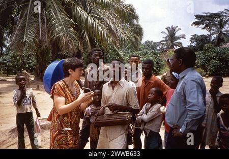 Dieses historische Bild aus dem Jahr 1997 entstand während einer Untersuchung eines Ausbruchs von Affenpocken, der in der Demokratischen Republik Kongo (DRK) stattfand. Stockfoto