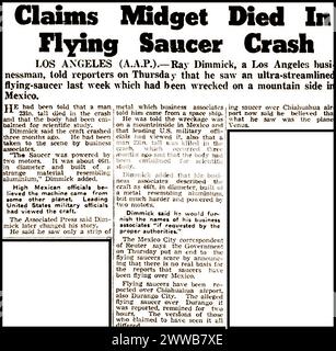 Fluguntertasse-Unfall in Mexiko - Launceston Examiner, Tasmanien ,11. März 1950. - Accidente de platillo volante en México - Launceston Examiner, Tasmanien, 11 de marzo de 1950. - Stockfoto