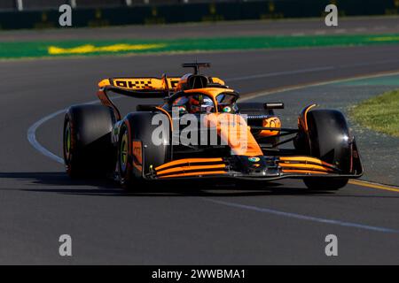 Melbourne, Australien. März 2024. Oscar Piastri aus Australien fährt den (81) McLaren MCL37 während des Qualifyings vor dem F1 Grand Prix von Australien auf der Albert Park Grand Prix Strecke. Quelle: SOPA Images Limited/Alamy Live News Stockfoto