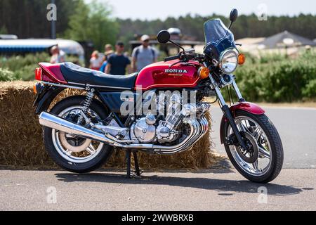 LINTHE, DEUTSCHLAND - 27. MAI 2023: Das Sportmotorrad Honda CBX. Die Oldtimer Show 2023. Stockfoto